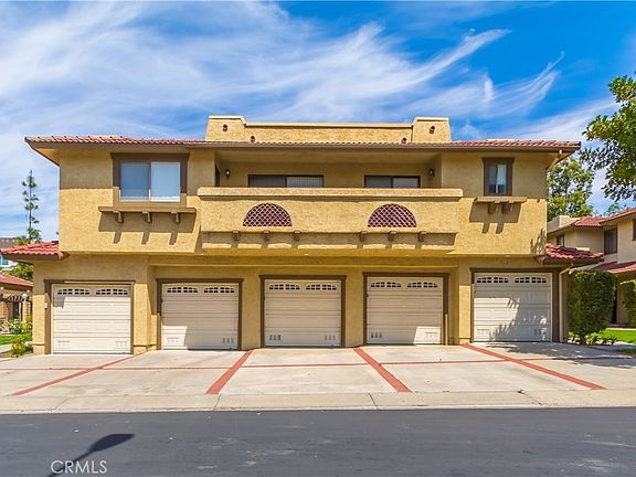 3rd image of 25261 Tanoak Ln