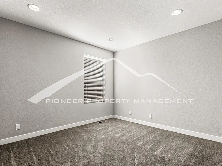 8485 Redpoint Way — Photo 14
