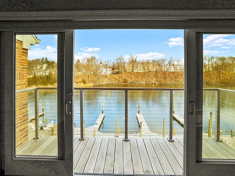 115 River Rd #15 — Photo 11