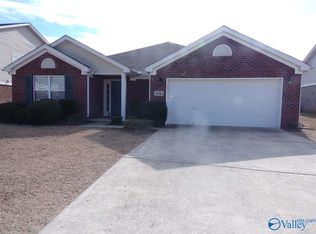 4816 Brownston Ct SE, Owens Cross Roads, AL 35763