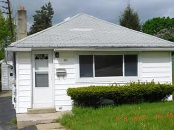 149 Jay St, Johnson City, NY 13790