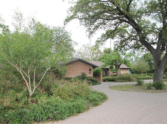 2nd image of 1311 S Texas Blvd