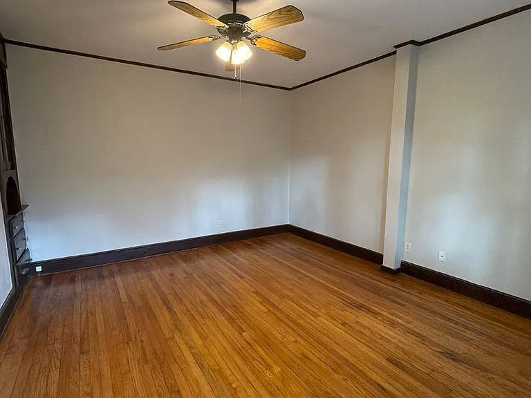 534 E Call St — Photo 13