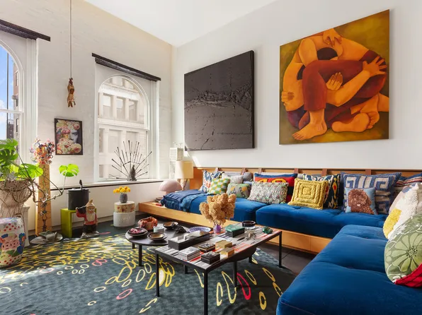 35 East 10th Street image 1 of 10