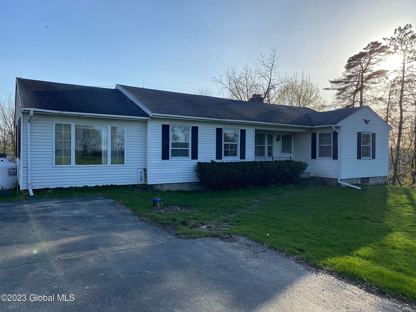 1st image of 493 Johnson Hill Rd Road