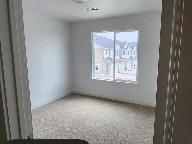 1377 N 3740 W — Photo 8