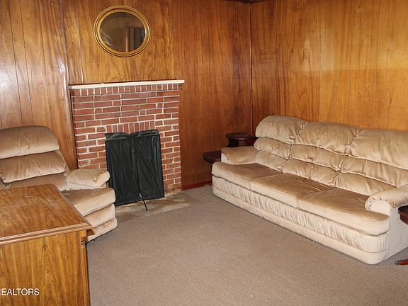 5th image of 914 Cannon Ave