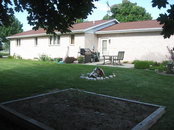 Backyard (Patio & Garden)