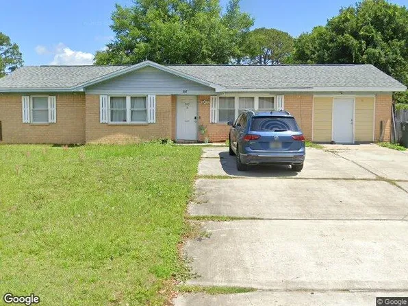 320 Quigley Rd, Pensacola, FL 32506