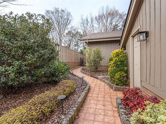 3rd image of 5018 Sunningdale Ct
