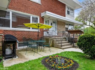 5403 N Artesian Ave, Chicago, IL 60625
