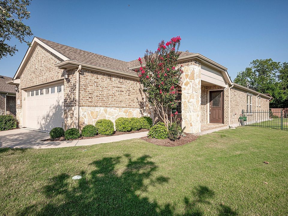 1st image of 8993 Twin Pines Ln