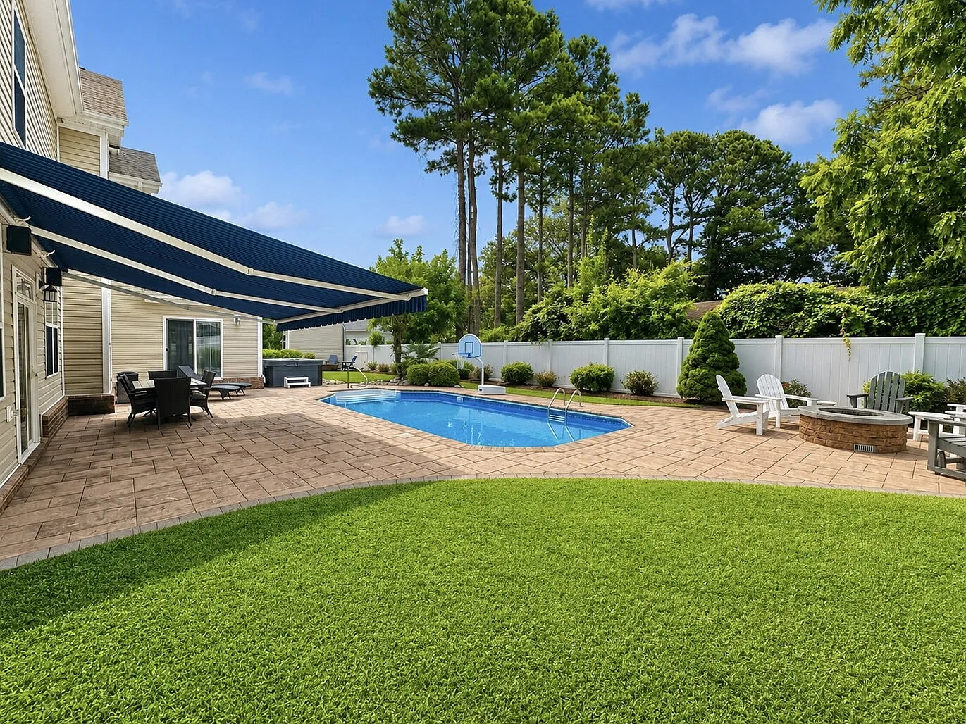 5 bed, 3.5 bath, 4043 sqft, $3,500 — Photo 3