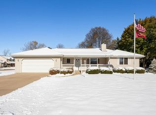 600 Karen Dr, Menasha, WI 54952