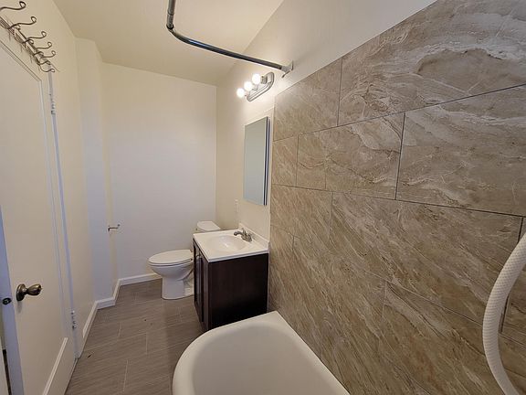 3rd image of 31 E 6th St