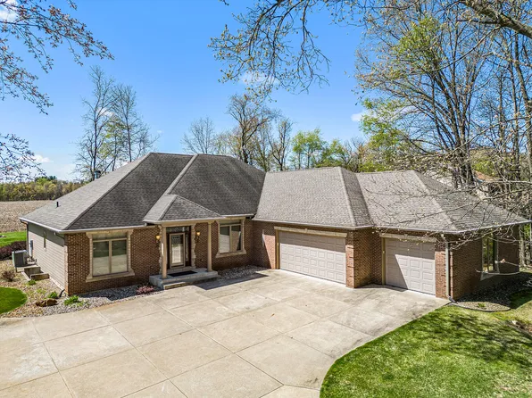 1960 High Mdw S, Niles, MI 49120