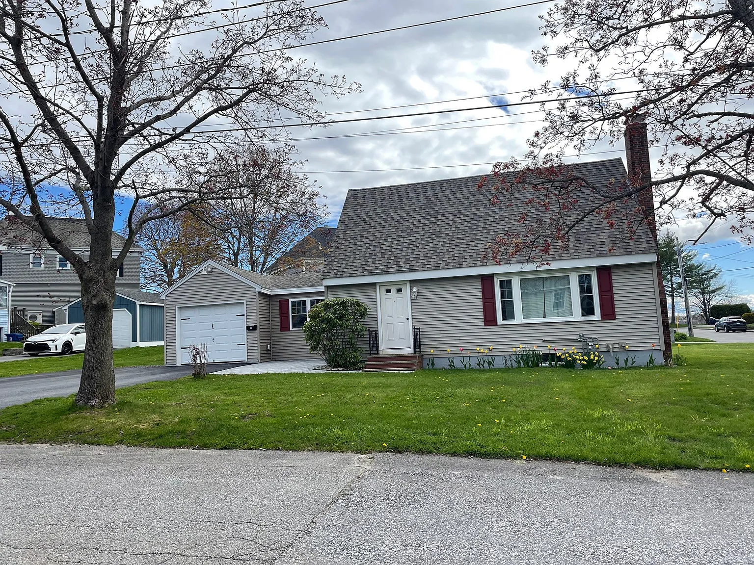 3 bed, 1590 sqft, $3,850 — Photo 2