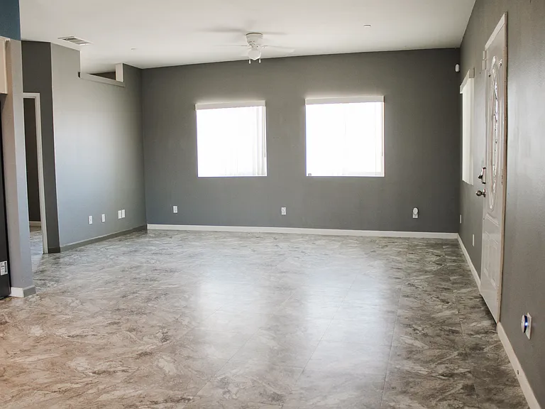 1381 Soledad Ave — Photo 7