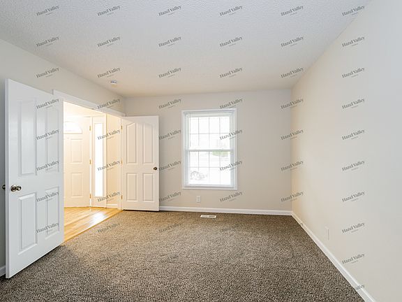 5th image of 2944 Spring Water Dr