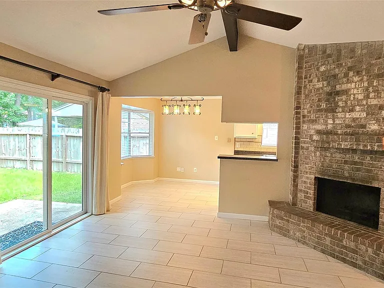 22 W Broken Oak Ct — Photo 8