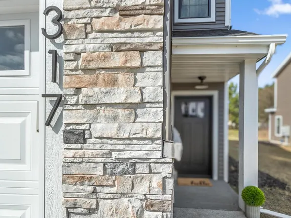 317 Maple Street, Pardeeville, WI 53954