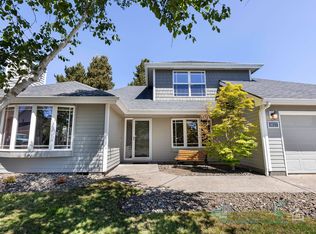 1627 8th Ave, Hammond, OR 97121