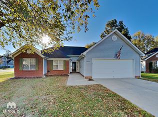5001 Ravens Ct, Matthews, NC 28104