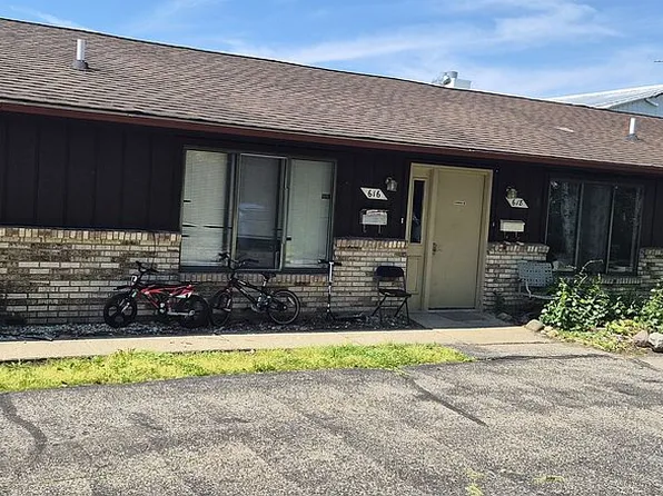 616-618 Fleming St, Howell, MI 48843