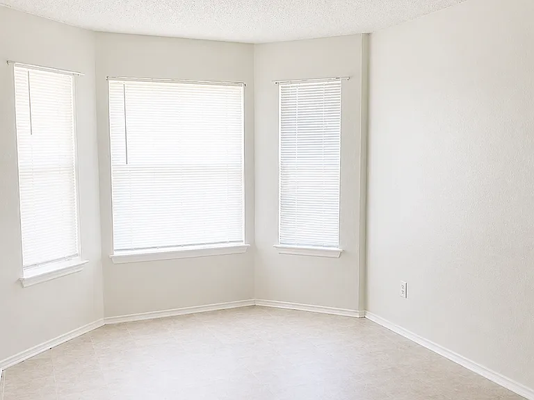 5313 Teal Dr — Photo 7