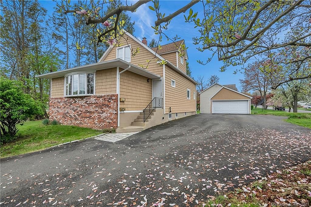 4223 Madison Ave, Trumbull, CT 06611 Zillow