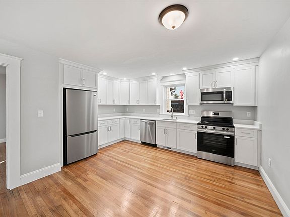 4th image of 42 Plover Rd