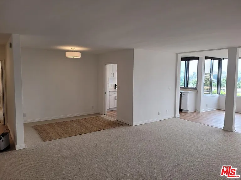 8701 Delgany Ave — Photo 5