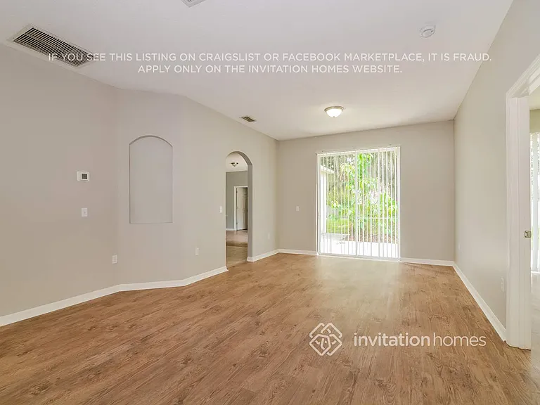 422 Marlberry Leaf Ct — Photo 4