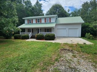 212 Willow St, Stephens, GA 30667