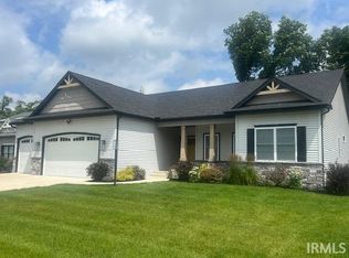 11531 New Trails Dr, Osceola, IN 46561