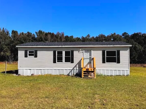 2267 Pompey Town Rd, Greeleyville, SC 29056
