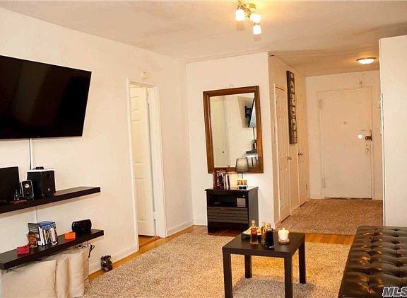4th image of 4601 39th Ave #509