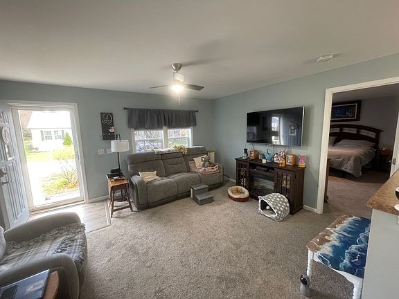 5th image of 10 Shadycrest Dr #274