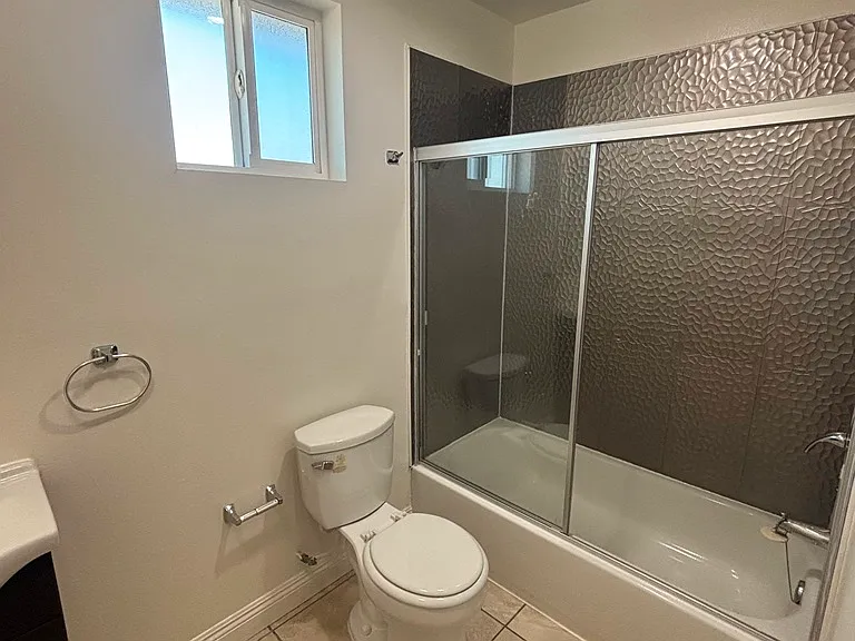 638 W Colden Ave — Photo 20