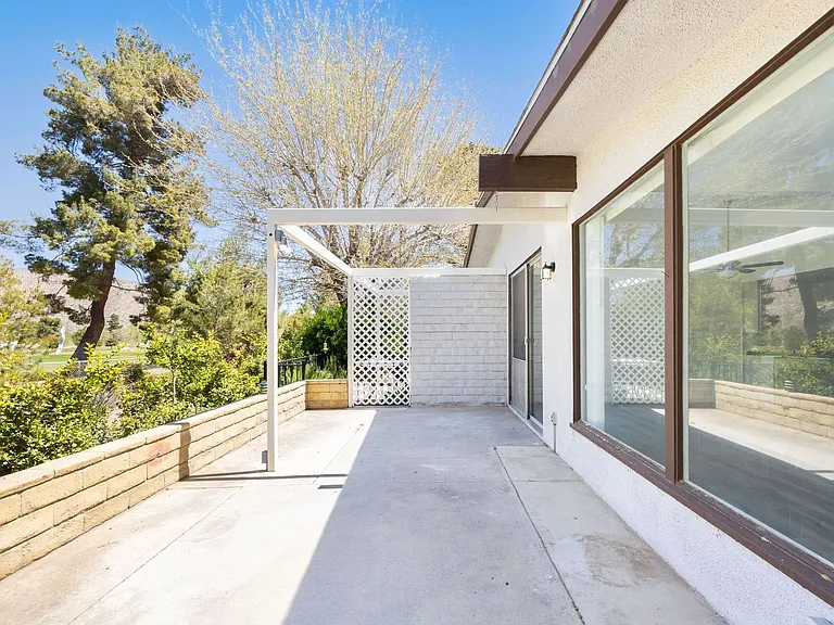 55110 Airlane Dr #2A — Photo 14