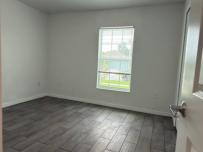 707 Grove St — Photo 17