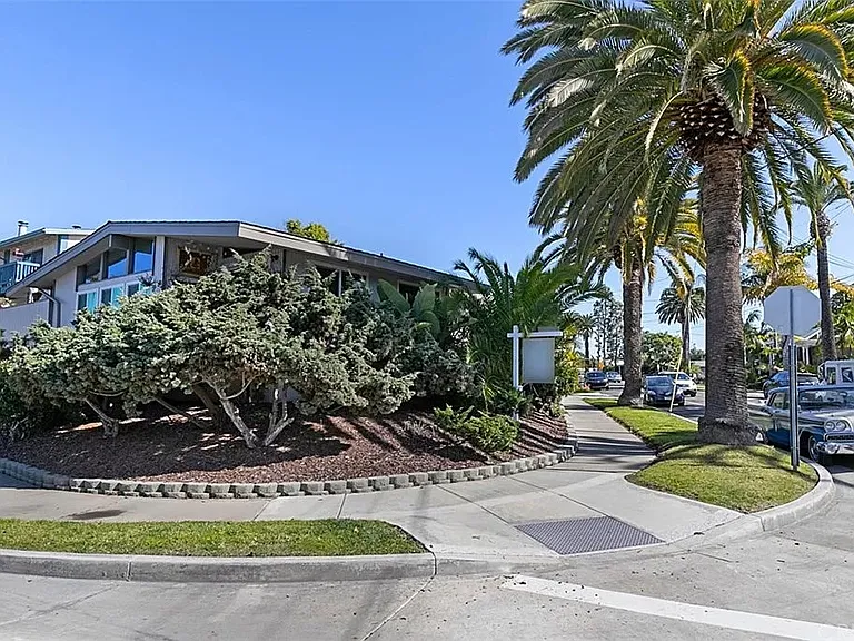 26781 Avenida Las Palmas — Photo 1