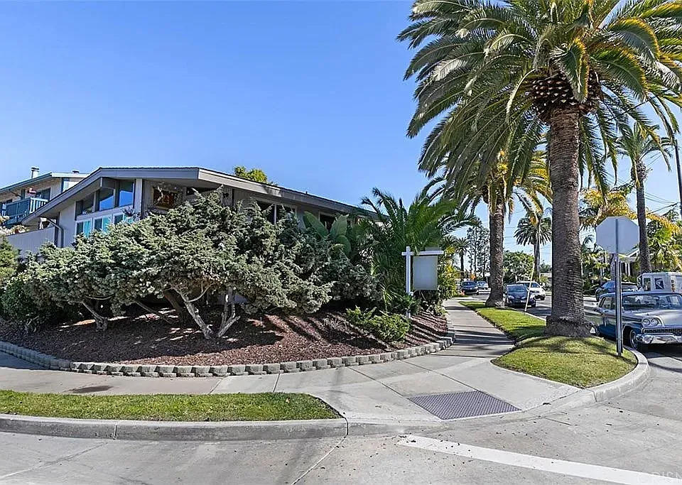 26781 Avenida Las Palmas