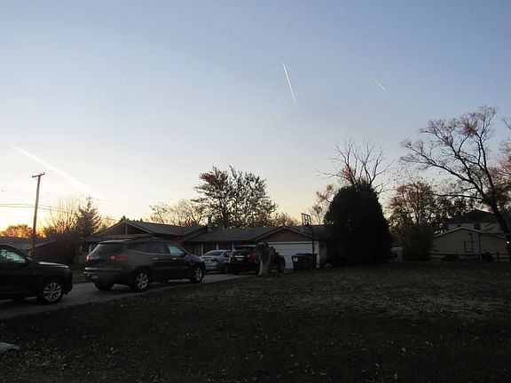 2nd image of 8751 166th St