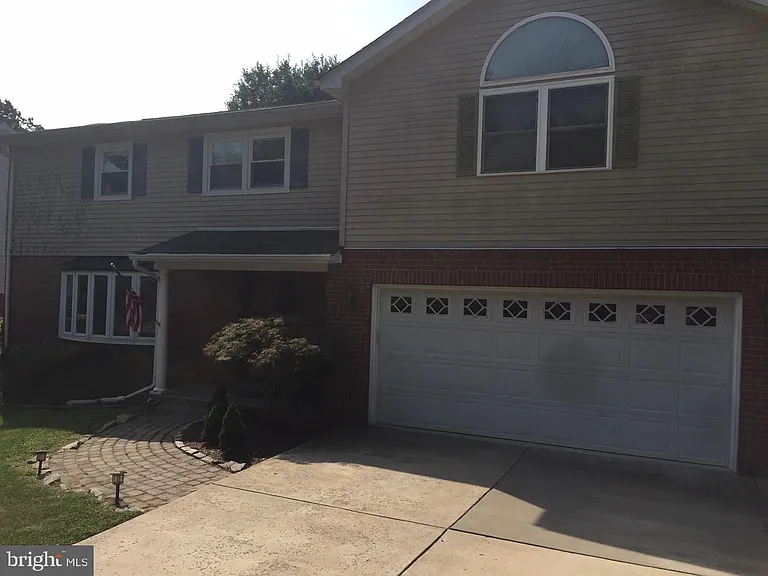 7012 Galgate Dr — Photo 48