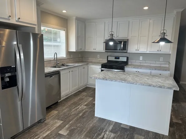 Champion Skyline PGB929P Plan, Riverview