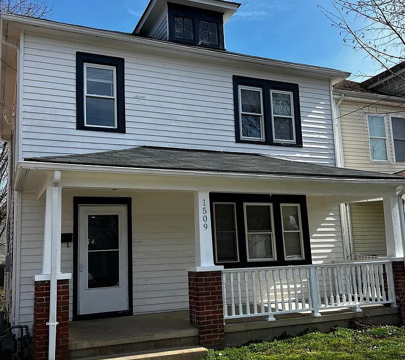 1509 Charles St