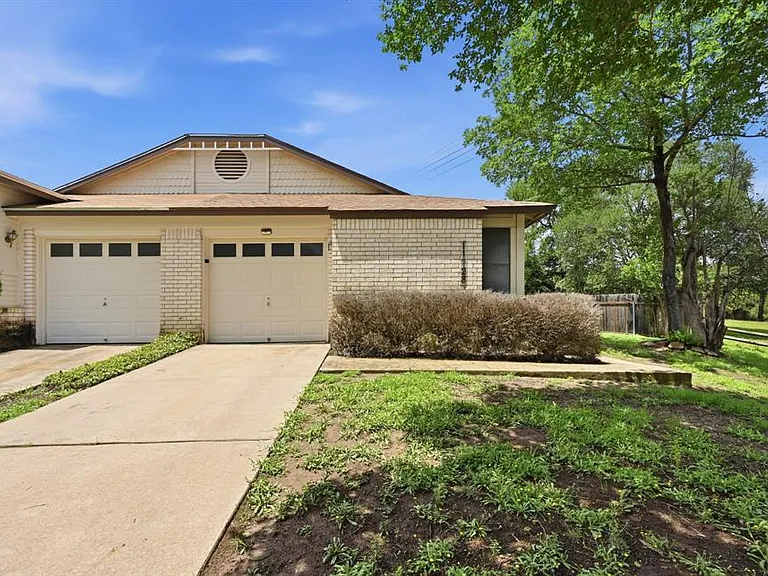 11728 Norwegian Wood Dr — Photo 3