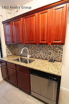 3rd image of 1 Bennett Ave APT 29