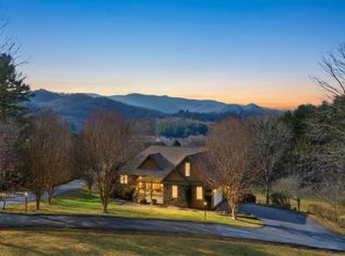 146 Deer Ridge Rd, Franklin, NC 28734